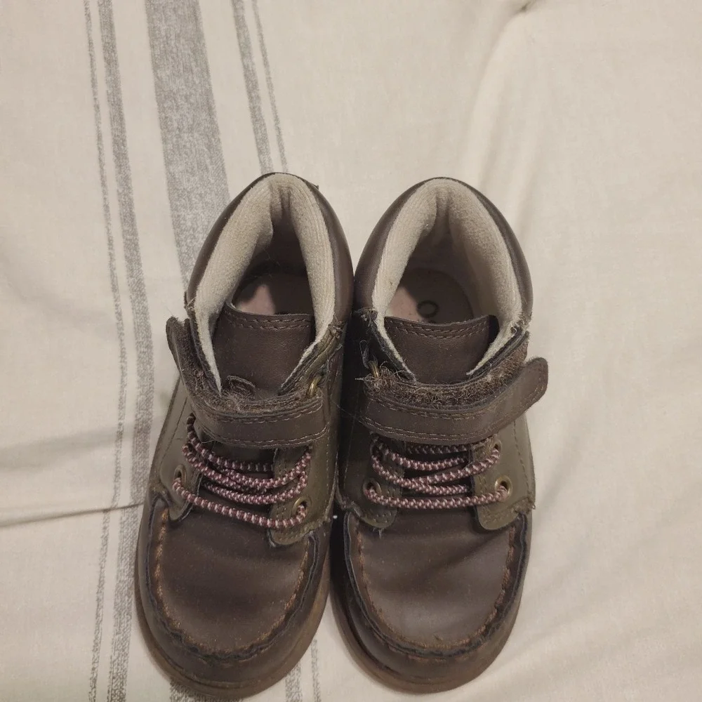 OshKosh B'Gosh Brown and Green boys Haslett Ankle Boot‎ SZ:7
